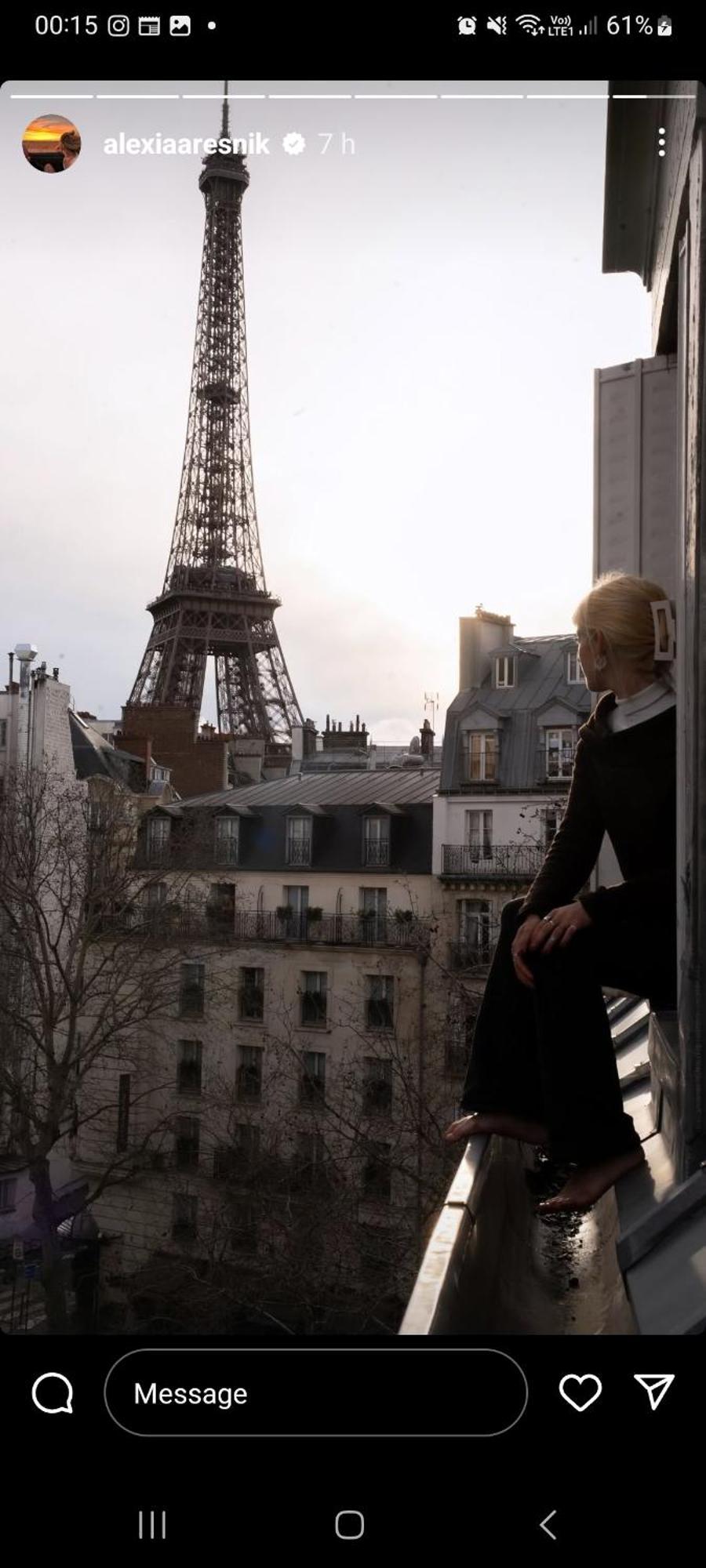 Center Eiffel Tower View Paris